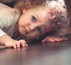 Hogyan birkózzunk meg kisgyermekünk félelmeivel