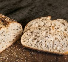 Minőségi, sokmagvas kenyér búzakovásszal a Tescótól!