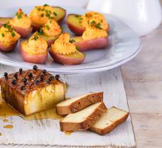 Füstölt tofu töltött burgonyával